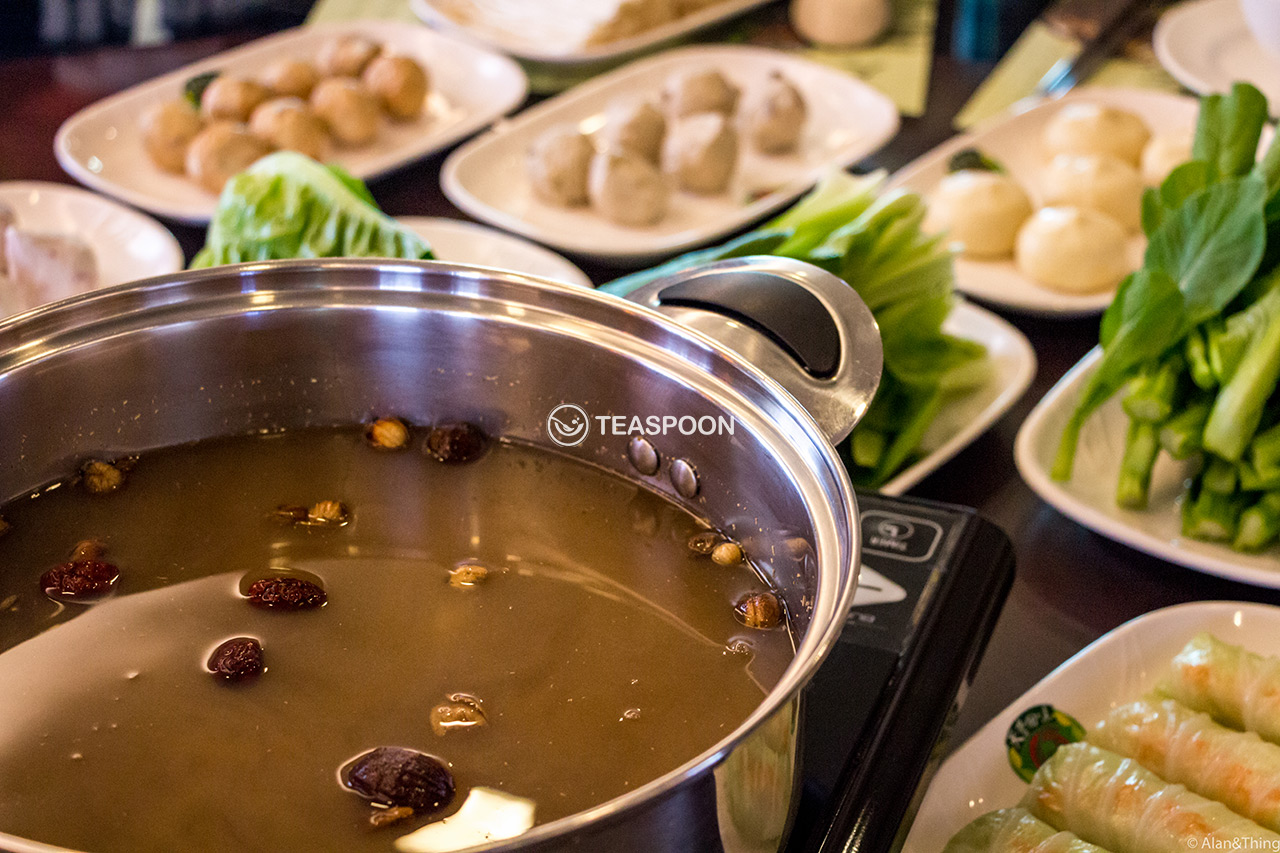 【The FIRST Taiwanese Healthy Steamboat in Kuching?】 Teaspoon